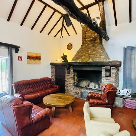 Magnificent Farmhouse In Sint Joost Екстер'єр фото