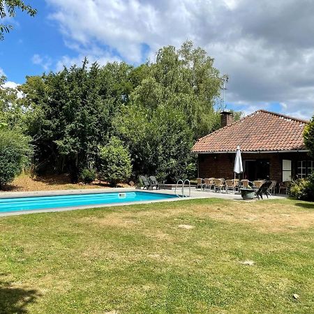Magnificent Farmhouse In Sint Joost Екстер'єр фото